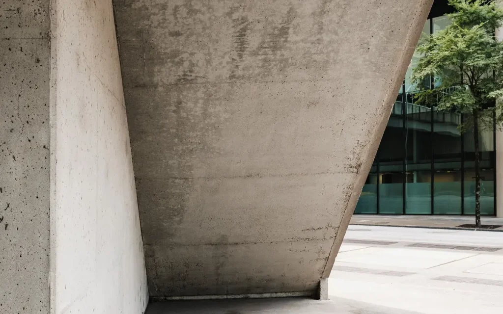 Concrete wall and overhang in Centralia, MO